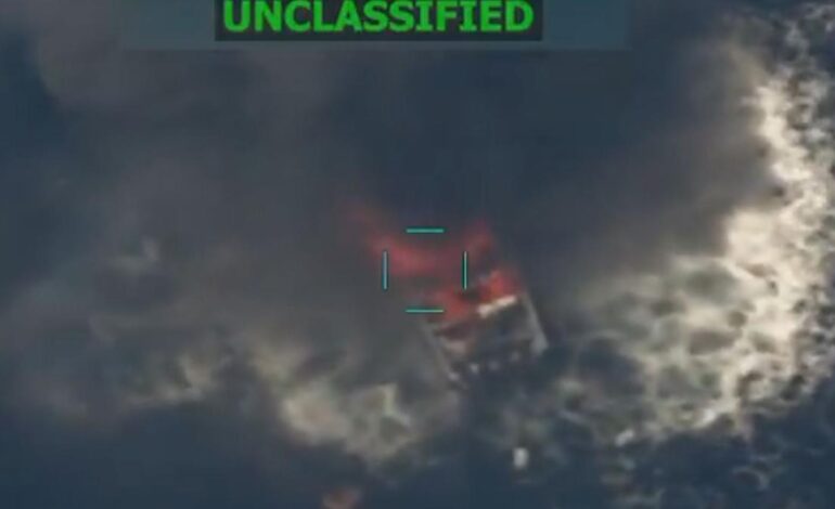 Ya son 61 los muertos después del décimo quinto ataque de EEUU contra una presunta «narcolancha»