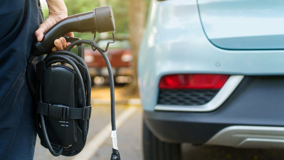 El estudio que cuestiona seriamente el fenómeno de los híbridos enchufables