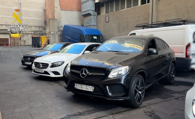 Desmantelada una red dedicada al robo y falsificación de coches de alta gama