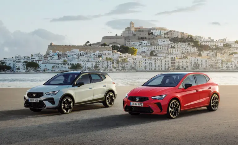 Primera prueba de los nuevos Seat Ibiza y Arona. Hay futuro