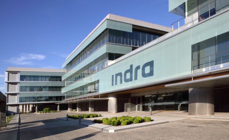 El consejo de Indra se reúne con la renovación de 6 vocales en el aire y cerca de cerrar la compra de Hispasat