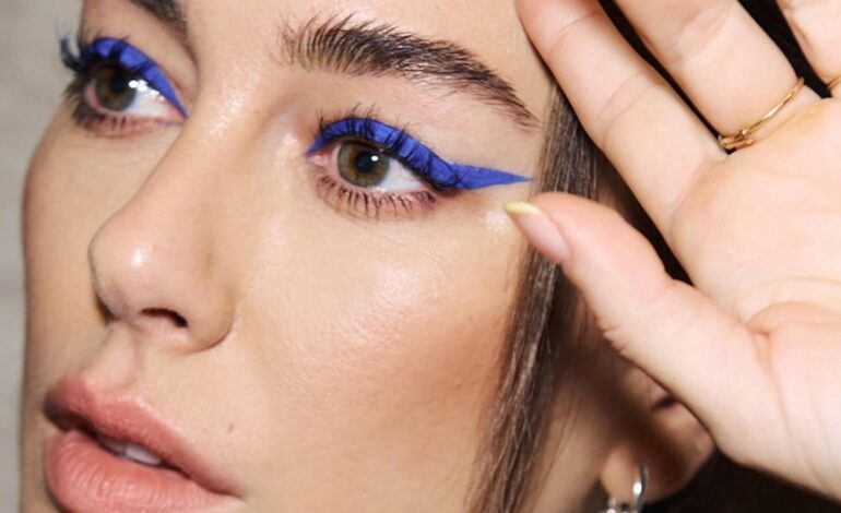 El truco para hacer que los ojos marrones se vean más claritos