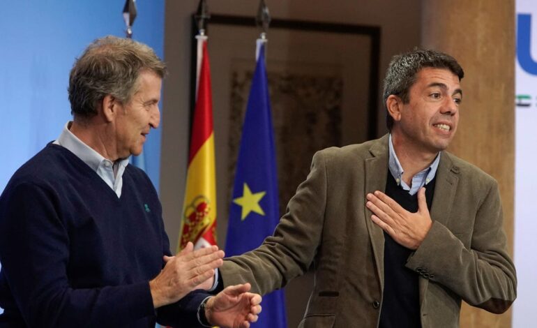Los giros de guion de Feijóo con un Mazón convertido en lastre electoral para el PP