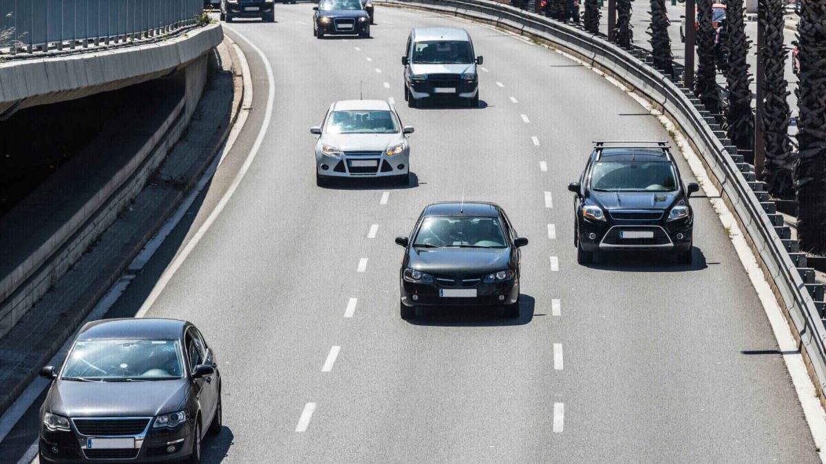 Este es el motivo por el que los coches europeos parecen todos iguales 