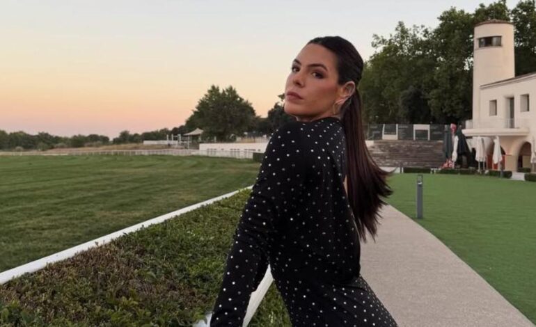 LAURA MATAMOROS | La sobrina de Mar Flores no se calla tras la postura de Carlo Costanzia: «Todos conocemos su vida»