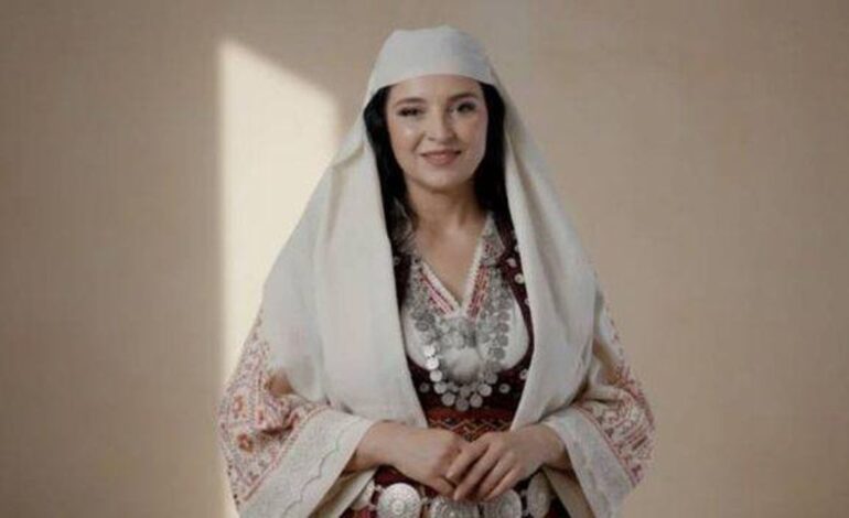 IA ALBANIA | Albania anuncia el ‘nacimiento’ de 83 asistentes parlamentarios «hijos» de Diella, su ministra creada con inteligencia artificial