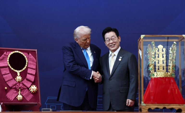 Trump aterriza en Corea del Sur para cerrar su gira asiática con un cara a cara con el presidente chino