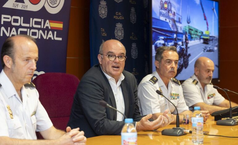 Golpe al narcotráfico en Canarias: Las cuatro toneladas de cocaína incautadas en un buque tenían un valor de mil millones de euros