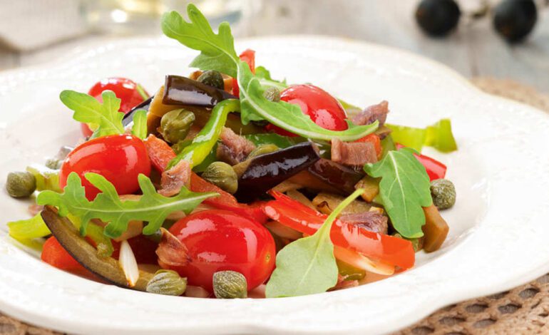 5 ideas de ensalada de pimientos asados: saludables, fáciles y deliciosas