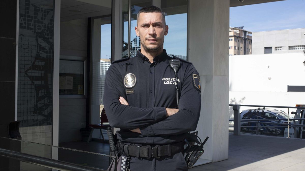 DANA EN VALENCIA | La pala salvadora de Algemesí: la retroexcavadora que rescató a más de cien personas atrapadas por el agua