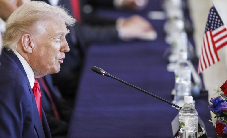 EEUU mata a 14 presuntos narcos en ataques contra cuatro lanchas en el Pacífico