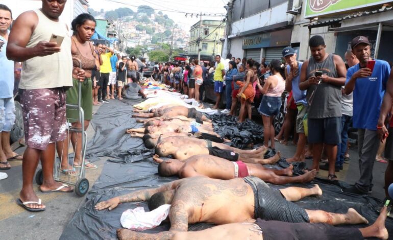 Los vecinos del barrio de Río de Janeiro asaltado por la Policía acumulan 64 nuevos cadáveres en las calles