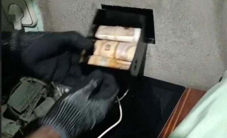 Tres detenidos tras el desmantelamiento de un punto de droga «tele-polen» en Dos Hermanas (Sevilla)