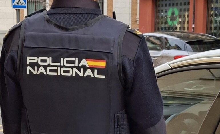 Detenido en Valladolid por hacerse pasar por responsable de una empresa y estafar casi 3.000 euros a otras dos