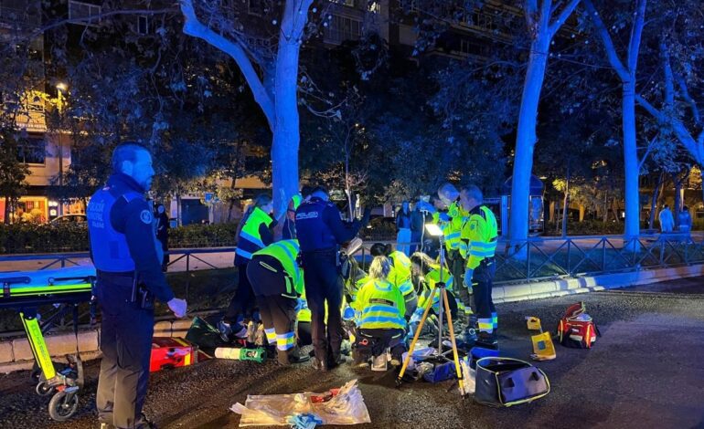 En estado grave un joven de 25 años tras ser atropellado por un taxi en el Paseo de la Castellana