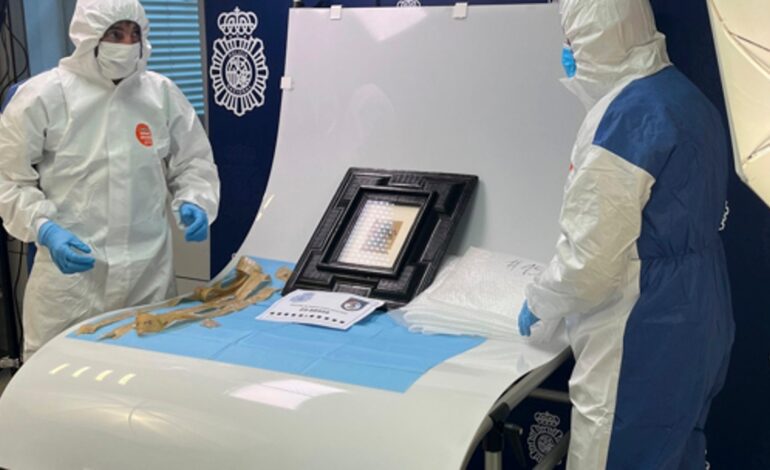 Dolores, la portera que guardó un Picasso pensando que era un paquete de Amazon, pide un abrazo del Rey: «Somos gente de bien»