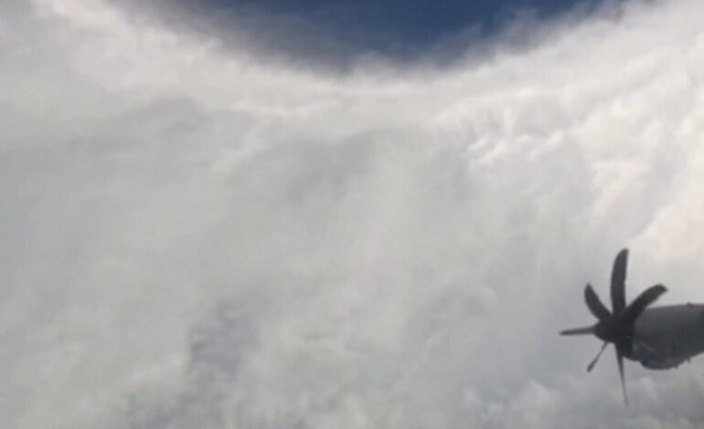 Los cazadores de huracanes nos muestran cómo se ve el huracán Melissa desde dentro