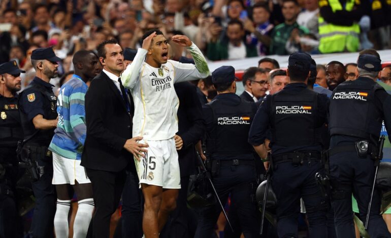 El recado de Jude Bellingham a Pedri tras pedir una roja para él: «Ni con Negreira»