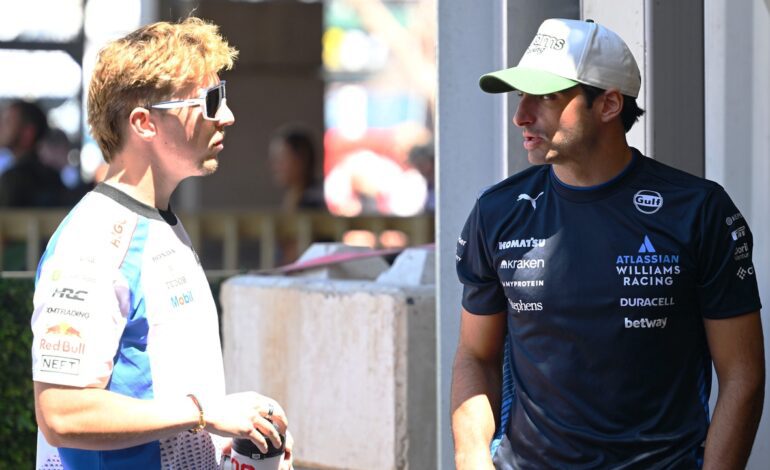 Duro ataque de Lawson a Carlos Sainz: «Debería tener más cuidado…»