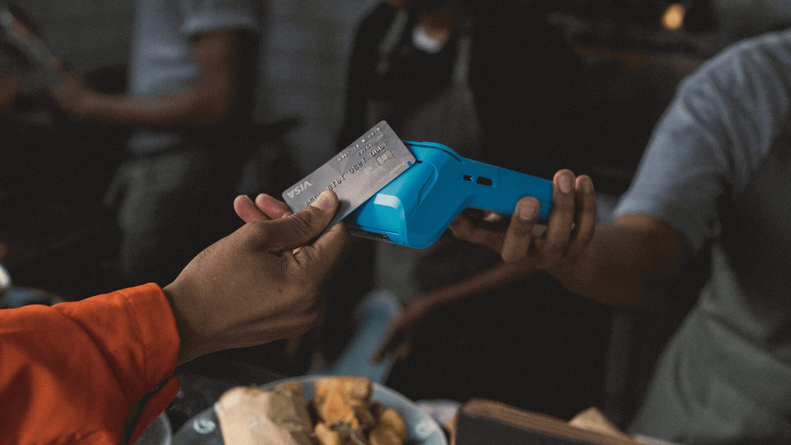 los bancos deberán informar quién gasta más de esta cantidad