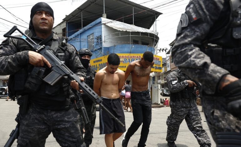 Al menos 64 muertos y 81 detenidos en la «mayor» operación contra el narcotráfico en favelas de Río de Janeiro
