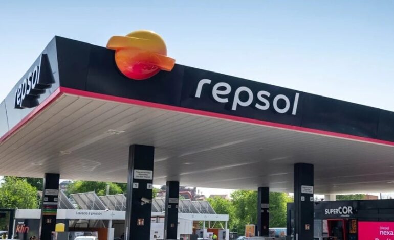 Repsol gana un 34% menos en los nueve primeros meses por los bajos precios del petróleo