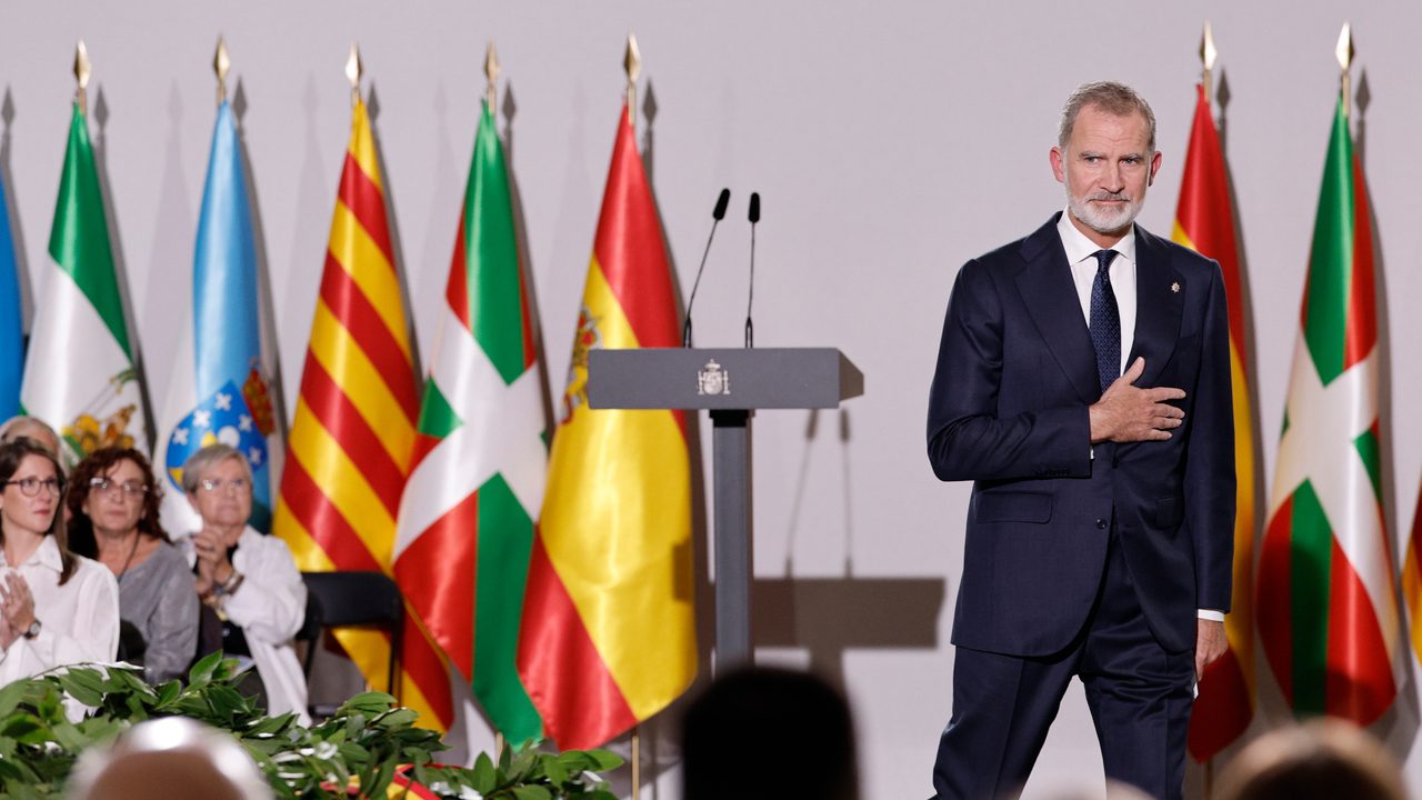 El Rey asegura estar «ahora y siempre» con las víctimas de la DANA y ve «necesario seguir analizando» las causas