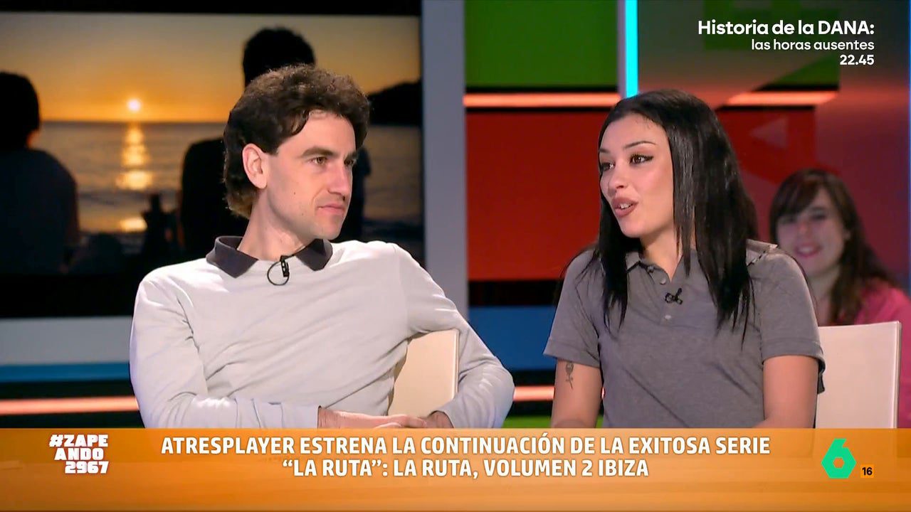 Àlex Monner y Carla Díaz presentan ‘La Ruta Vol 2: Ibiza’ en Zapeando