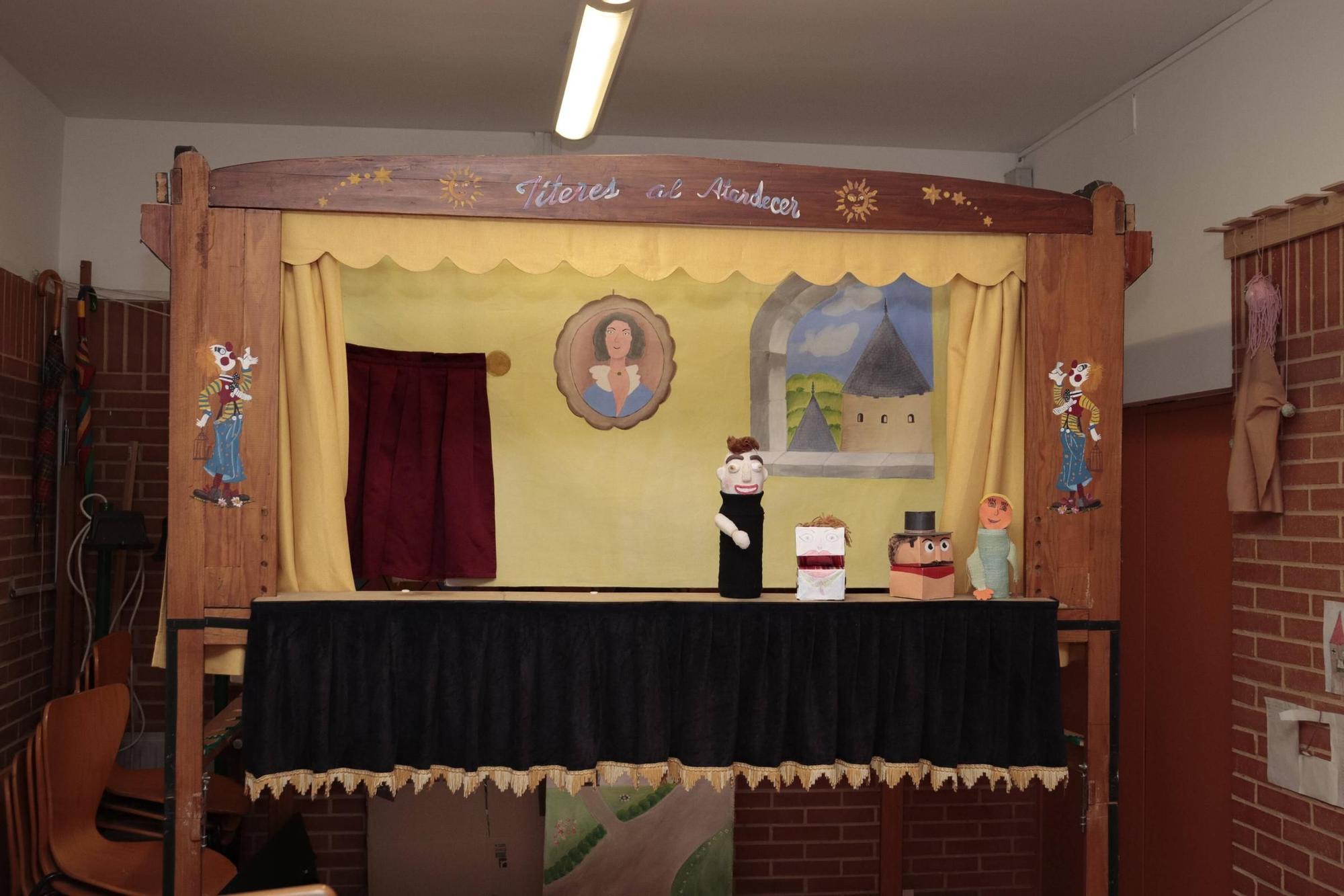 Un recorrido por el Centro Social para Mayores de El Llano, en imágenes