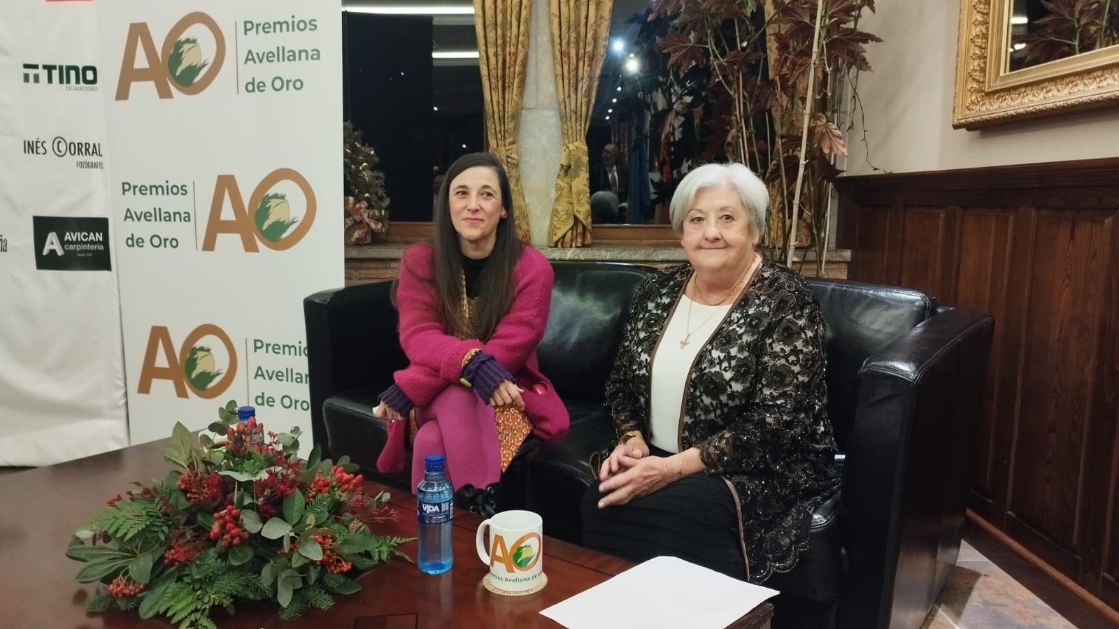 El Coro Polifónico Piloñesa entrega sus premios Avellana de Oro