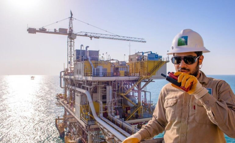 Los países del Golfo apuestan por el aumento de impuestos como vía de financiación alternativa al petróleo y al gas