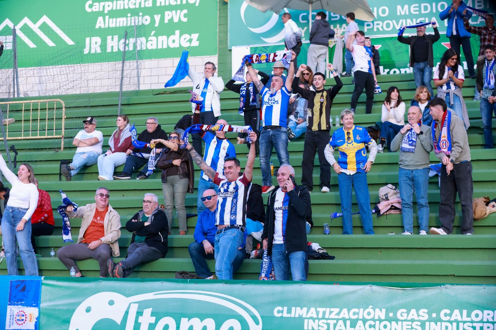 EN FOTOS: Las mejores fotografías de la victoria del Avilés ante el Cacereño