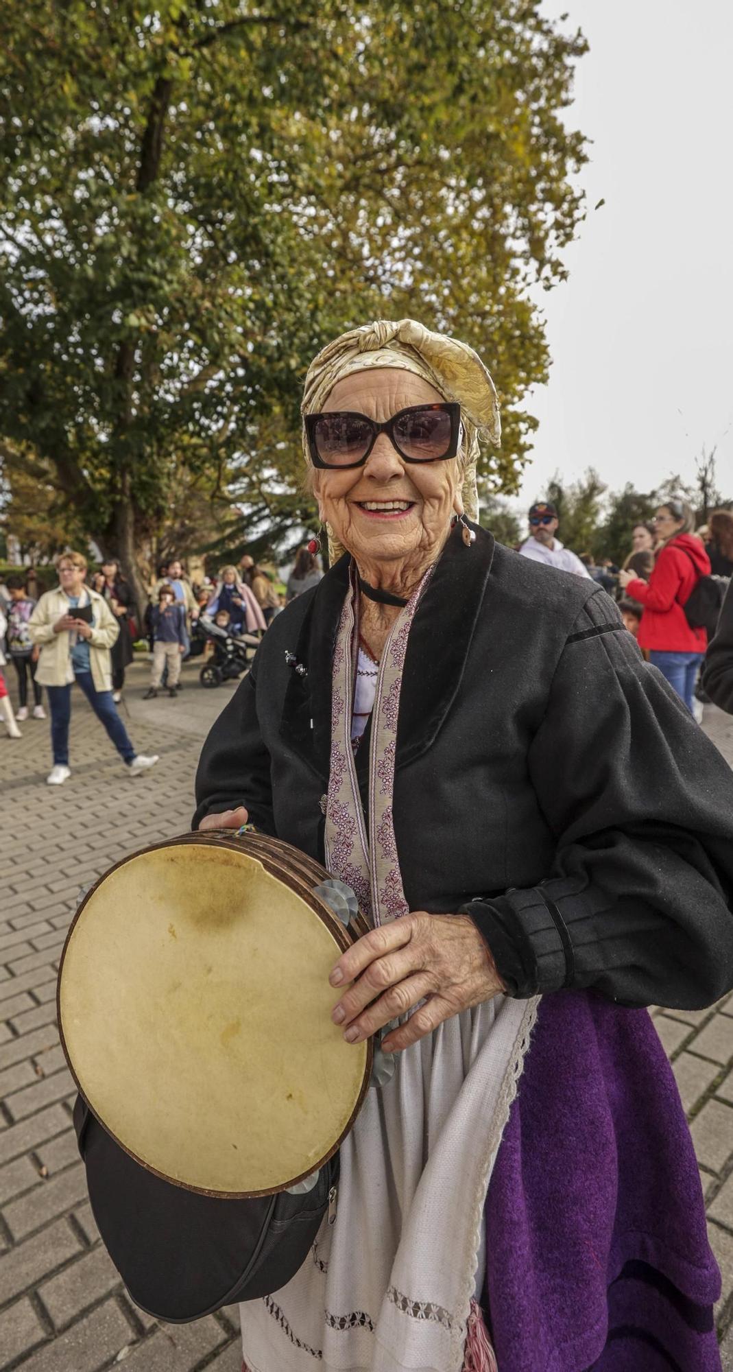 Santullano, en Oviedo, prepara castañas asadas por 450