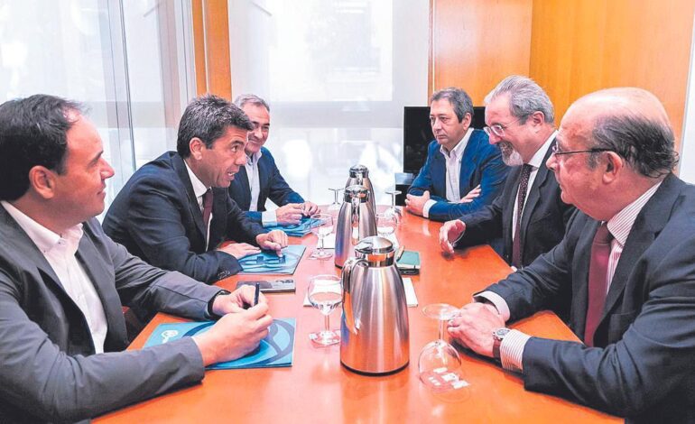 COMUNIDAD VALENCIANA | Vox vuelve a utilizar Valencia como laboratorio para endurecer sus pactos con Feijóo