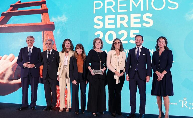 Konecta, MasOrange y Rodilla Premios SERES 2025 por impulsar la empleabilidad, la protección digital y la inclusión laboral