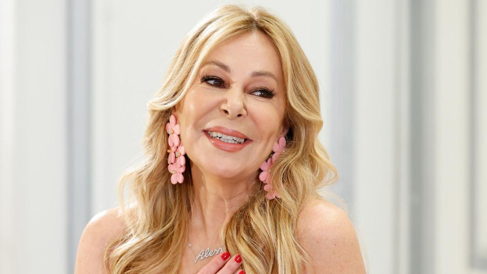 Imágenes del día: la tierna fotografía de Ana Obregón con su nieta después de una complicada semana entre virus y dos visitas a urgencias