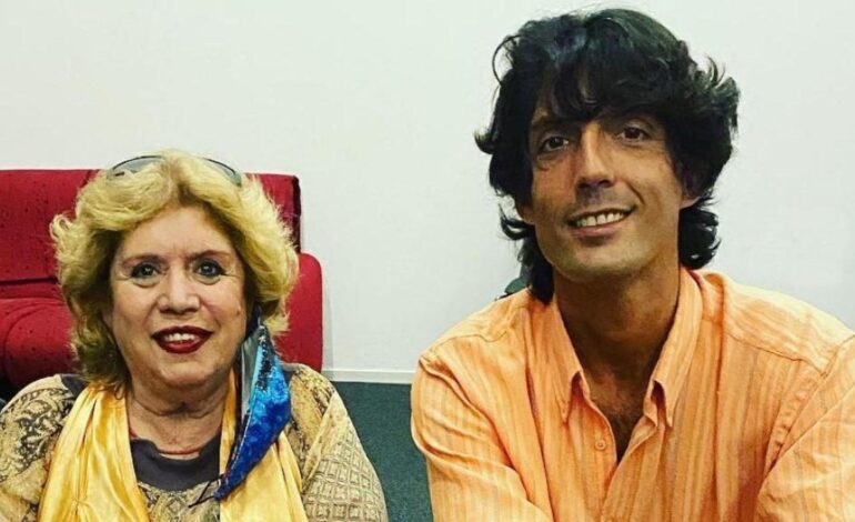 no consigue apenas reservas para la casa de su madre que alquila en Cádiz