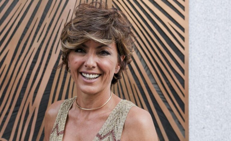 Sonsoles Ónega recoge un premio especial en Madrid y lo celebra junto a su discreta pareja, Juan Montes