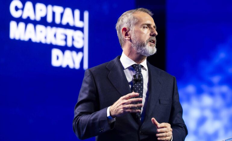 Murtra confía en los «fundamentos» de Telefónica frente al «ruido» de los mercados tras la fuerte caída en bolsa