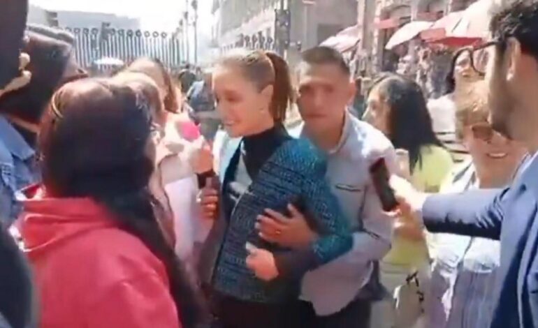 Detienen a un hombre por acosar, tocar y besar a Claudia Sheinbaum mientras paseaba por Ciudad de México
