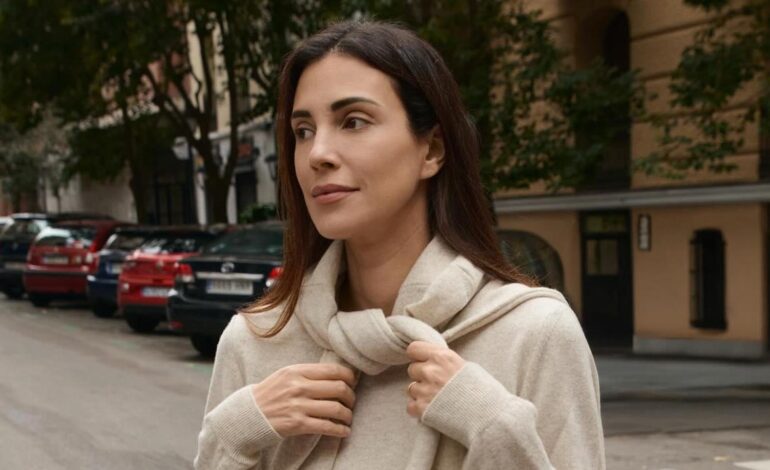 Sassa de Osma confía en una de las firmas favoritas de Tamara Falcó y luce el jersey de cashmere más cómodo