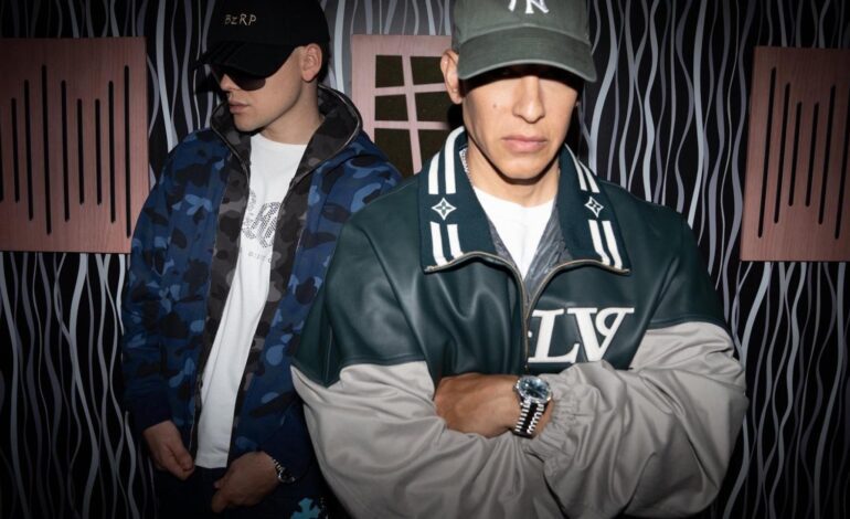 Bizarrap y Daddy Yankee, las estrellas del show en el intermedio del partido de NFL en el Santiago Bernabéu