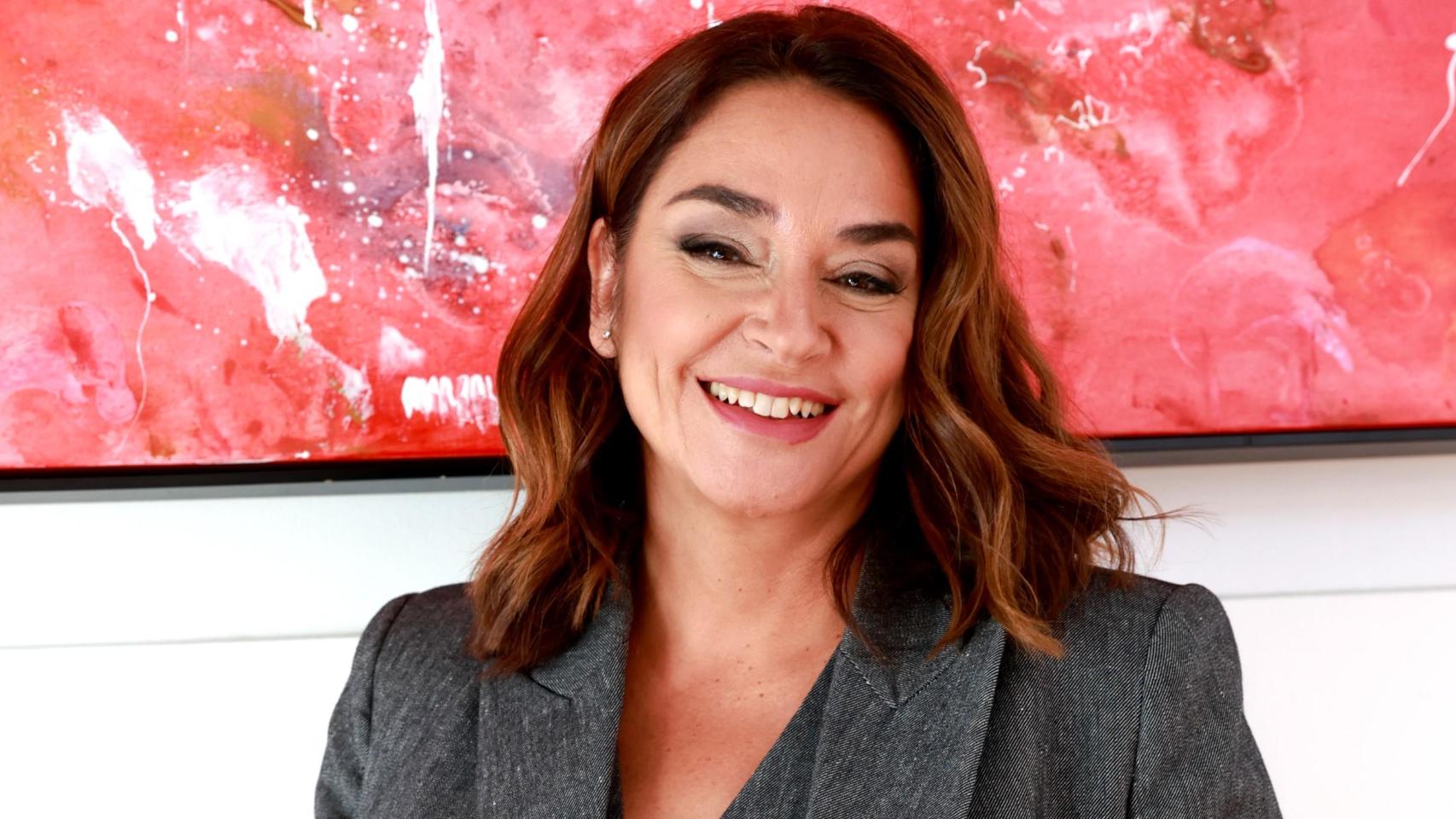 su agencia de representación de artistas junto a dos amigas