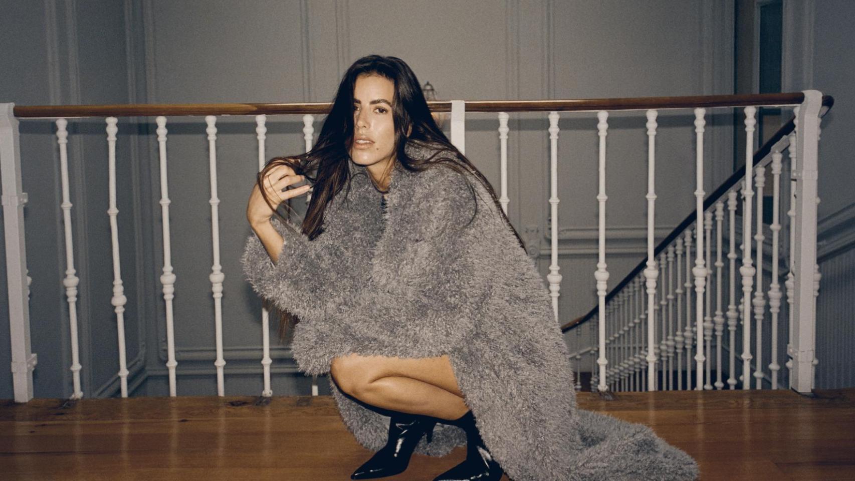 La DJ catalana Nina Urgell presenta la nueva colección de fiesta de Pull&Bear con un enfoque provocador y sin reglas