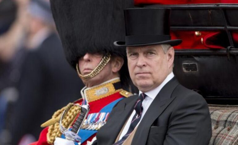 Los cinco privilegios que seguirá disfrutando Andrés Mountbatten tras ser ‘destronado’ como príncipe