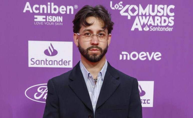 Si escuchas las canciones de salsa de los 90, dicen cosas peores