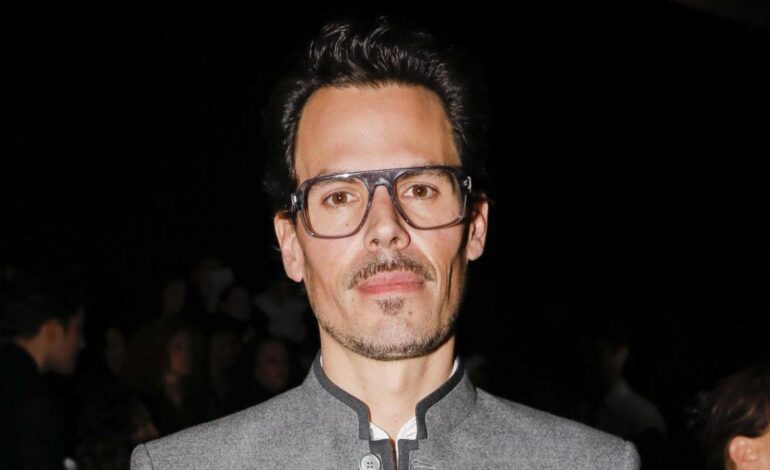 Juan Avellaneda emite un comunicado sobre el ingreso en la UCI de su marido, Sergio Corbera: «Un susto muy fuerte»