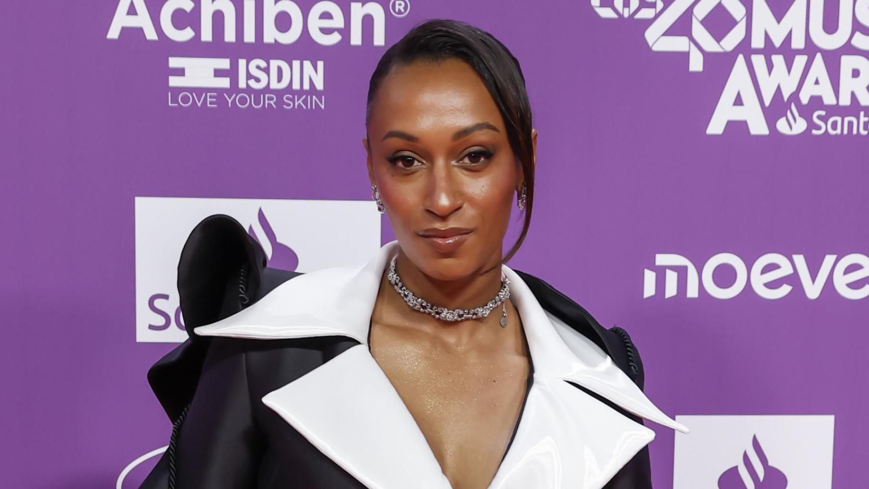 Ha sido duro, pero he aprendido una cosa más. Está en el cielo cuidándonos