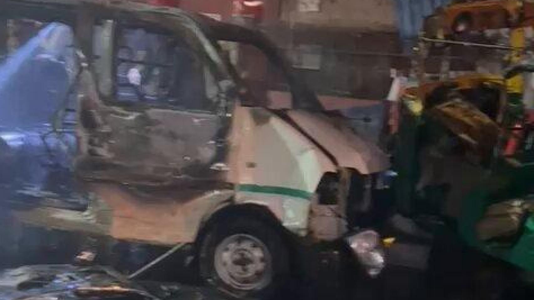 Nueve muertos y varios heridos en Nueva Delhi tras una fuerte explosión junto al Fuerte Rojo