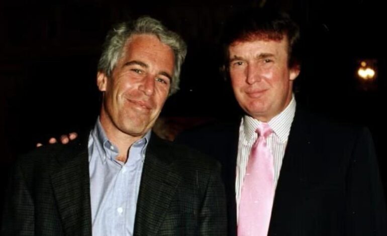 El Congreso de EEUU revela un email en el que Epstein dijo que Trump pasó «varias horas» en su casa con una de sus víctimas